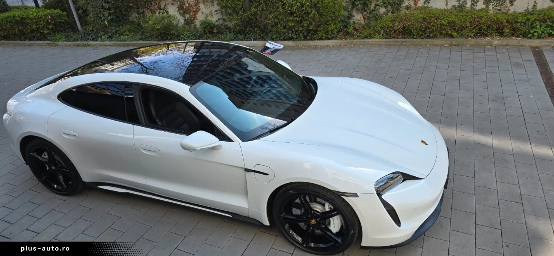 PORSCHE Taycan Pano ACC ALU21  Ausstat75Jahre BaPerform
