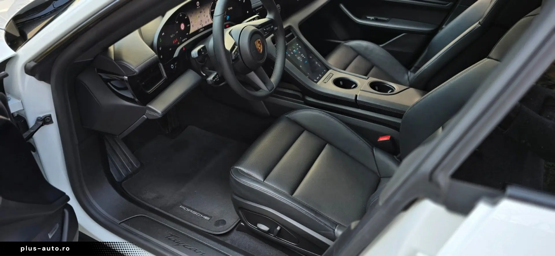 PORSCHE Taycan Pano ACC ALU21  Ausstat75Jahre BaPerform