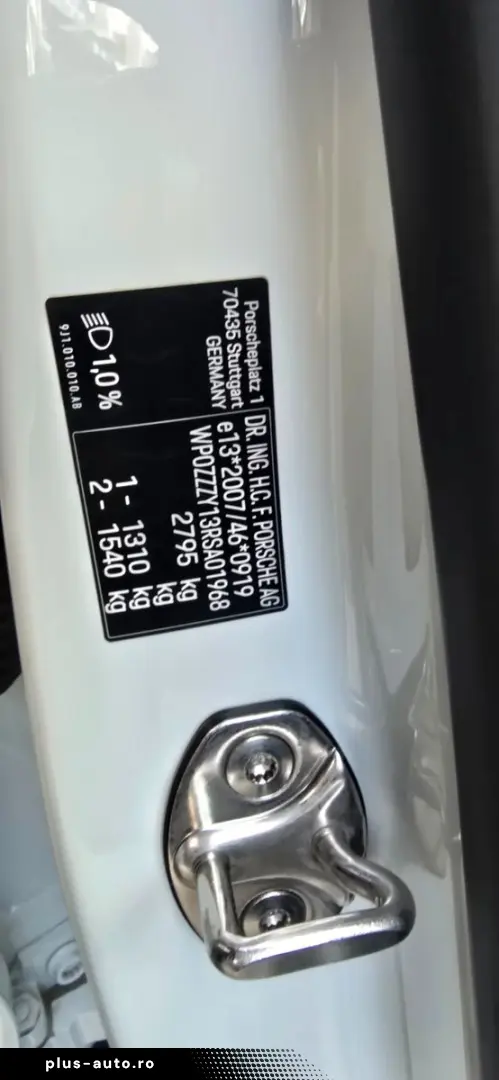 PORSCHE Taycan Pano ACC ALU21  Ausstat75Jahre BaPerform