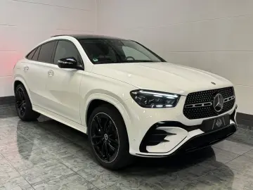 MERCEDES-BENZ GLE 300 d 4Matic Coupe AMG Pano 360 Kamera
