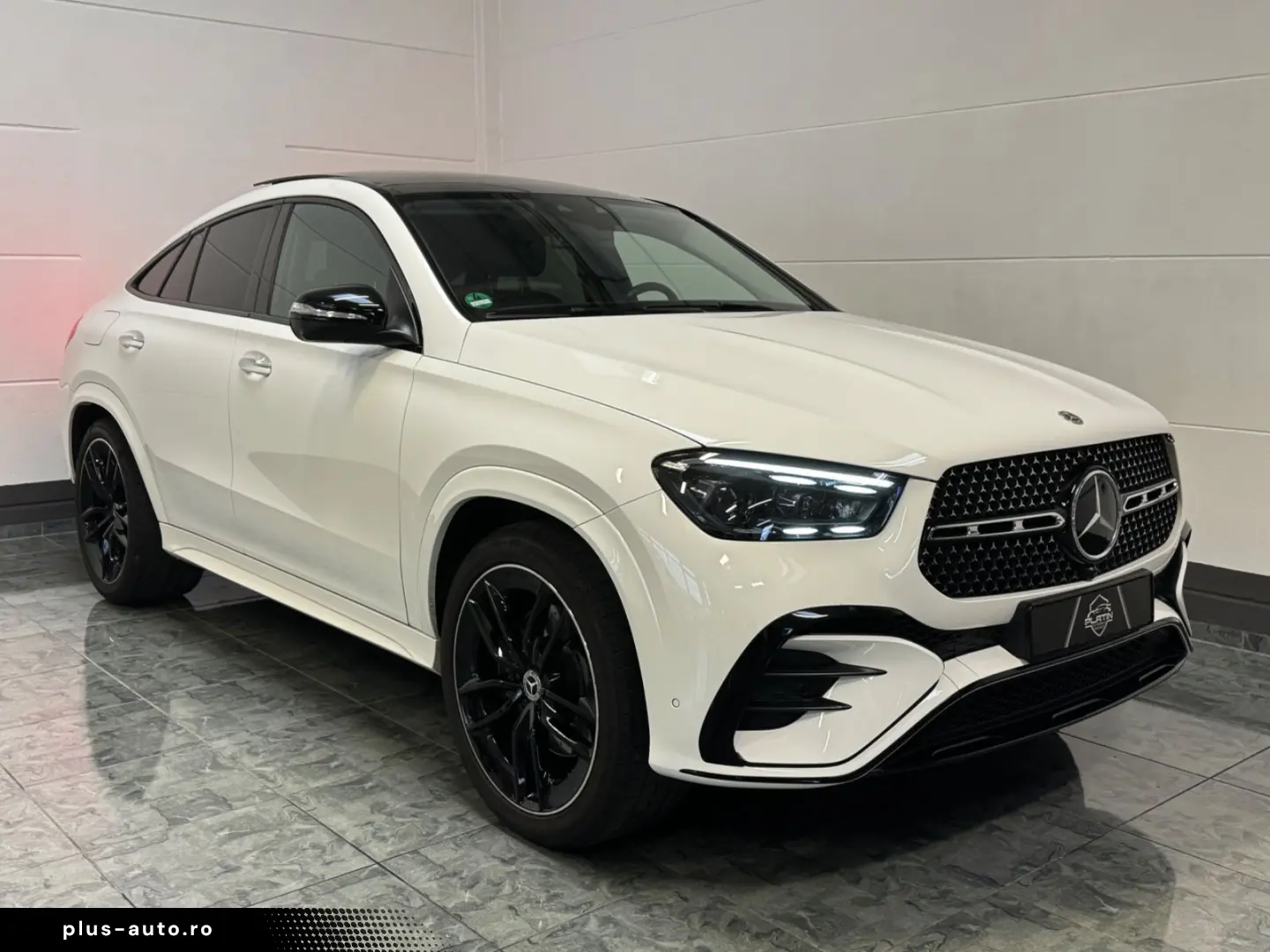 MERCEDES-BENZ GLE 300 d 4Matic Coupe AMG Pano 360 Kamera