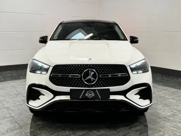 MERCEDES-BENZ GLE 300 d 4Matic Coupe AMG Pano 360 Kamera