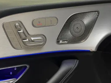 MERCEDES-BENZ GLE 300 d 4Matic Coupe AMG Pano 360 Kamera