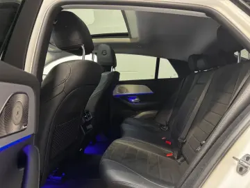 MERCEDES-BENZ GLE 300 d 4Matic Coupe AMG Pano 360 Kamera