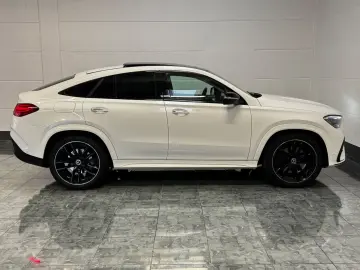 MERCEDES-BENZ GLE 300 d 4Matic Coupe AMG Pano 360 Kamera