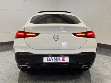 MERCEDES-BENZ GLE 300 d 4Matic Coupe AMG Pano 360 Kamera