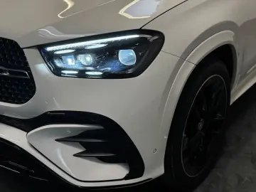 MERCEDES-BENZ GLE 300 d 4Matic Coupe AMG Pano 360 Kamera