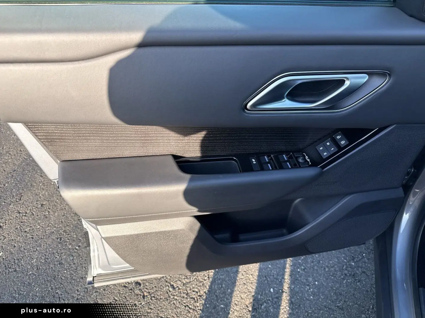 LAND ROVER Range Rover Velar P400 Autobiography PANO ACC