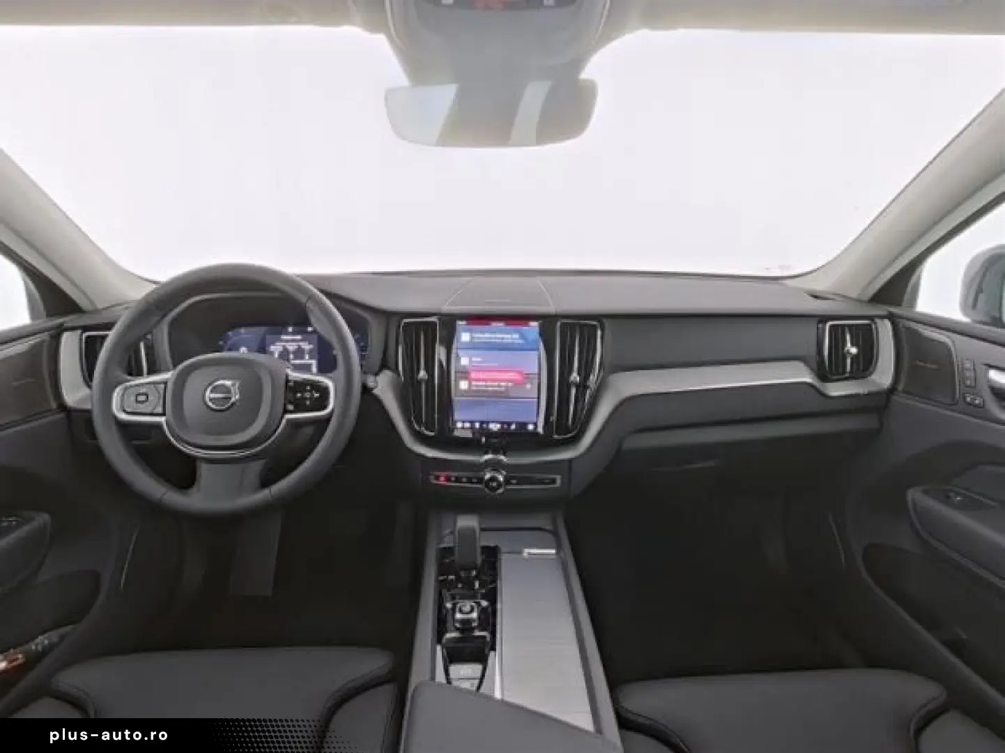 VOLVO XC60 Plus Dark AWD