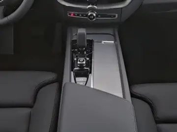 VOLVO XC60 Plus Dark AWD