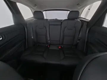 VOLVO XC60 Plus Dark AWD