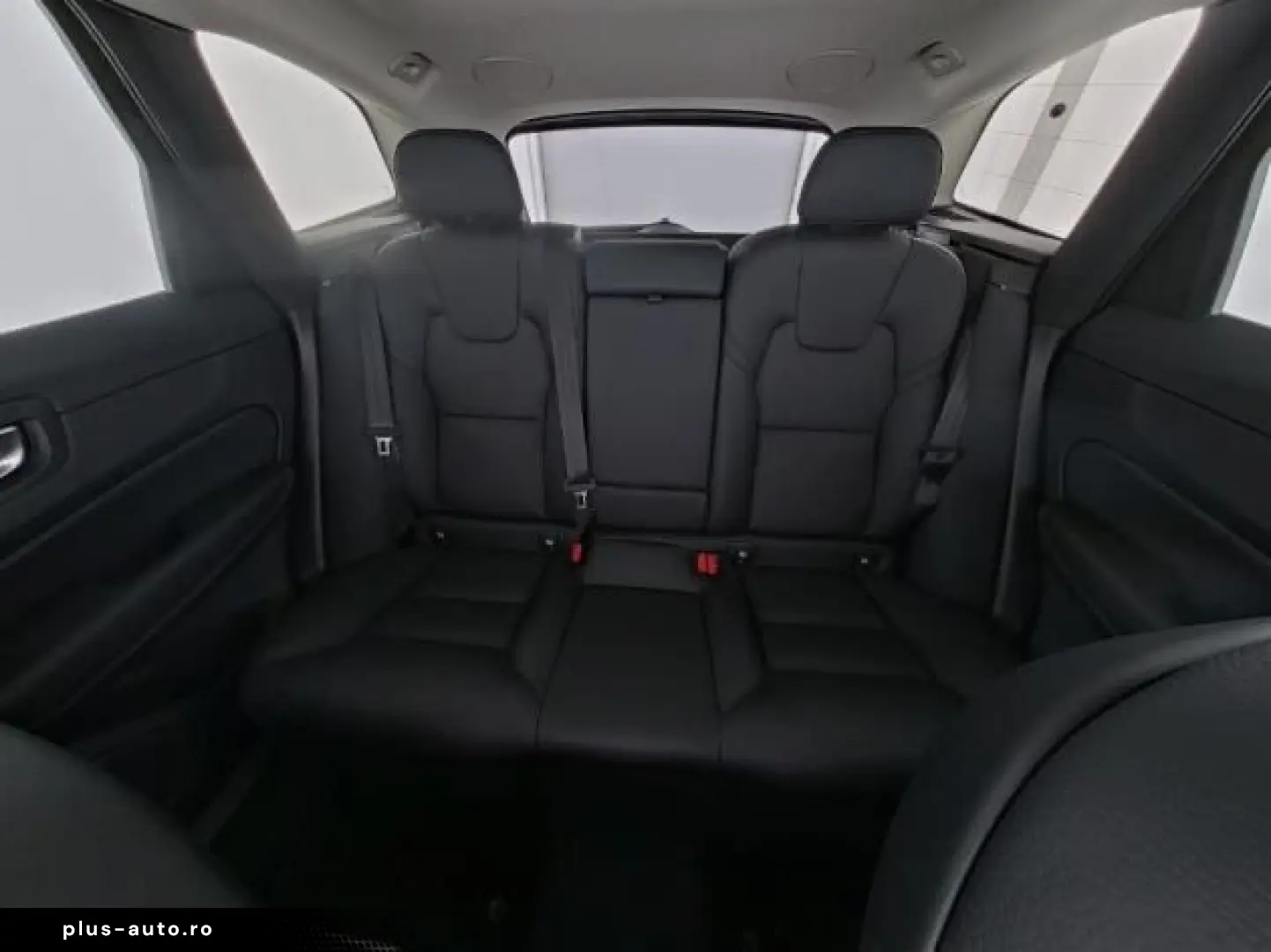 VOLVO XC60 Plus Dark AWD