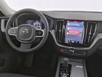 VOLVO XC60 Plus Dark AWD