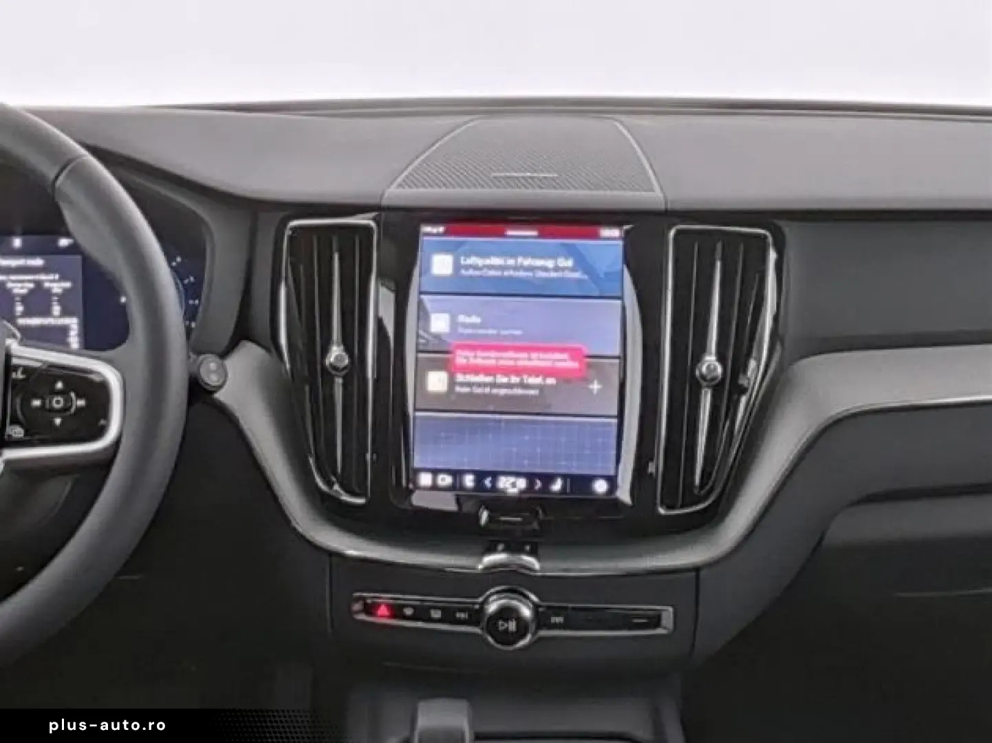 VOLVO XC60 Plus Dark AWD