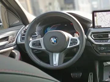 BMW X4 xDrive30d M SPORTPAKET PANORAMA AHK MEMORY LA