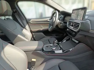 BMW X4 xDrive30d M SPORTPAKET PANORAMA AHK MEMORY LA