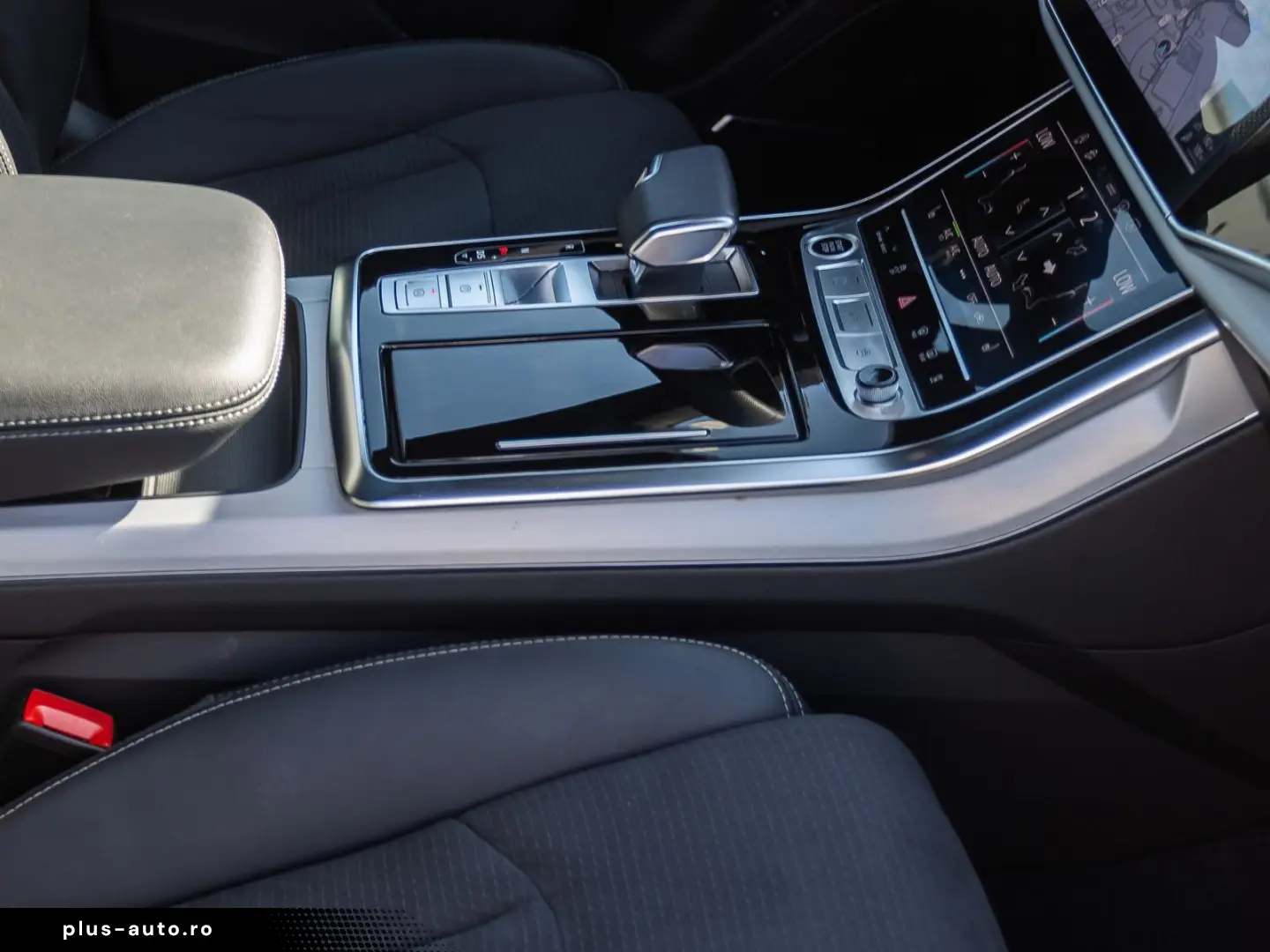 AUDI Q8 S line 50TDI Navi Matrix HuD Standhzg Panoram