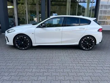 BMW M135 1 Limousine M135 xDrive