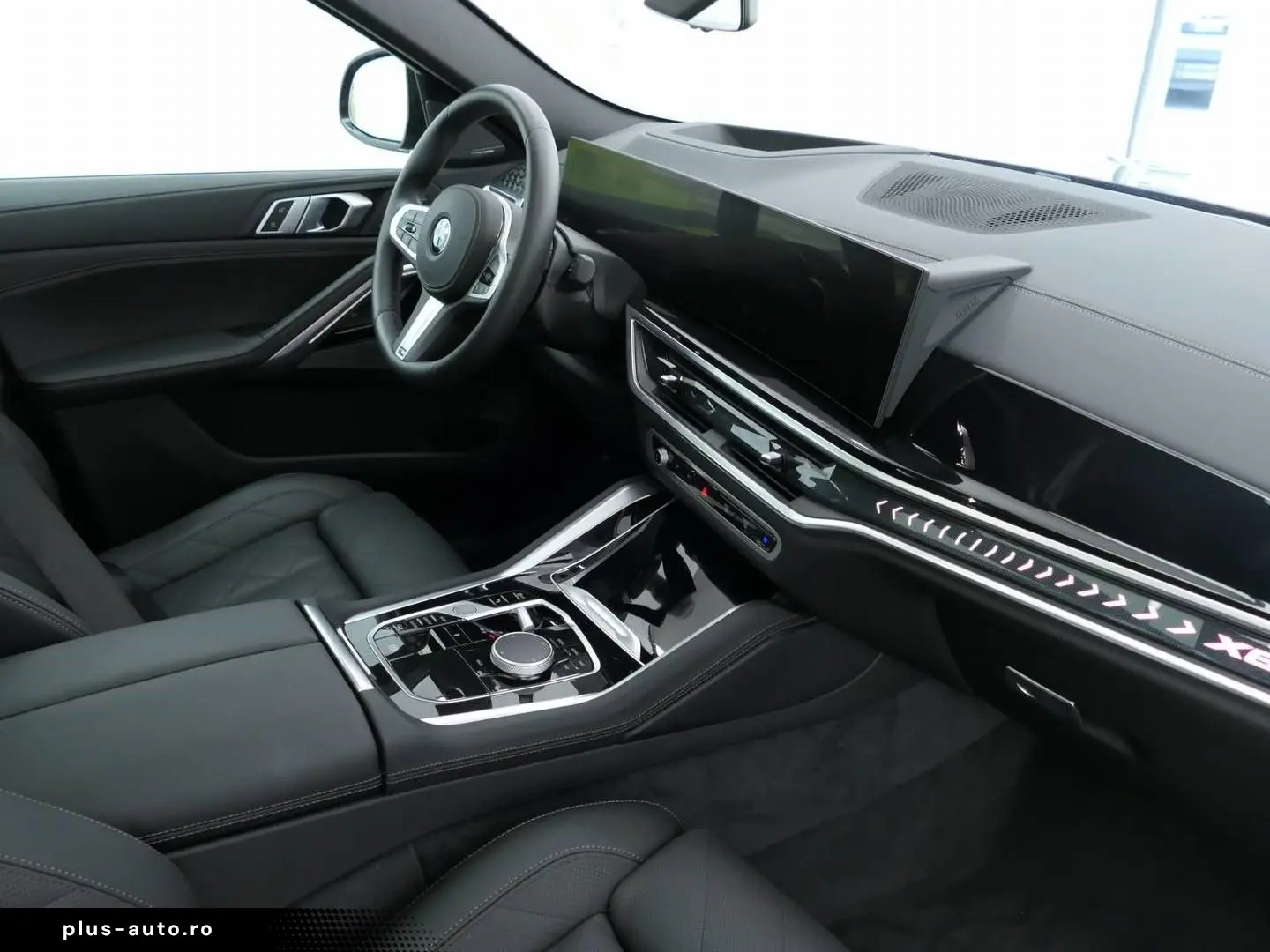 BMW X6 xDrive30d M Sport 22  PANO AHK StHzg Massage