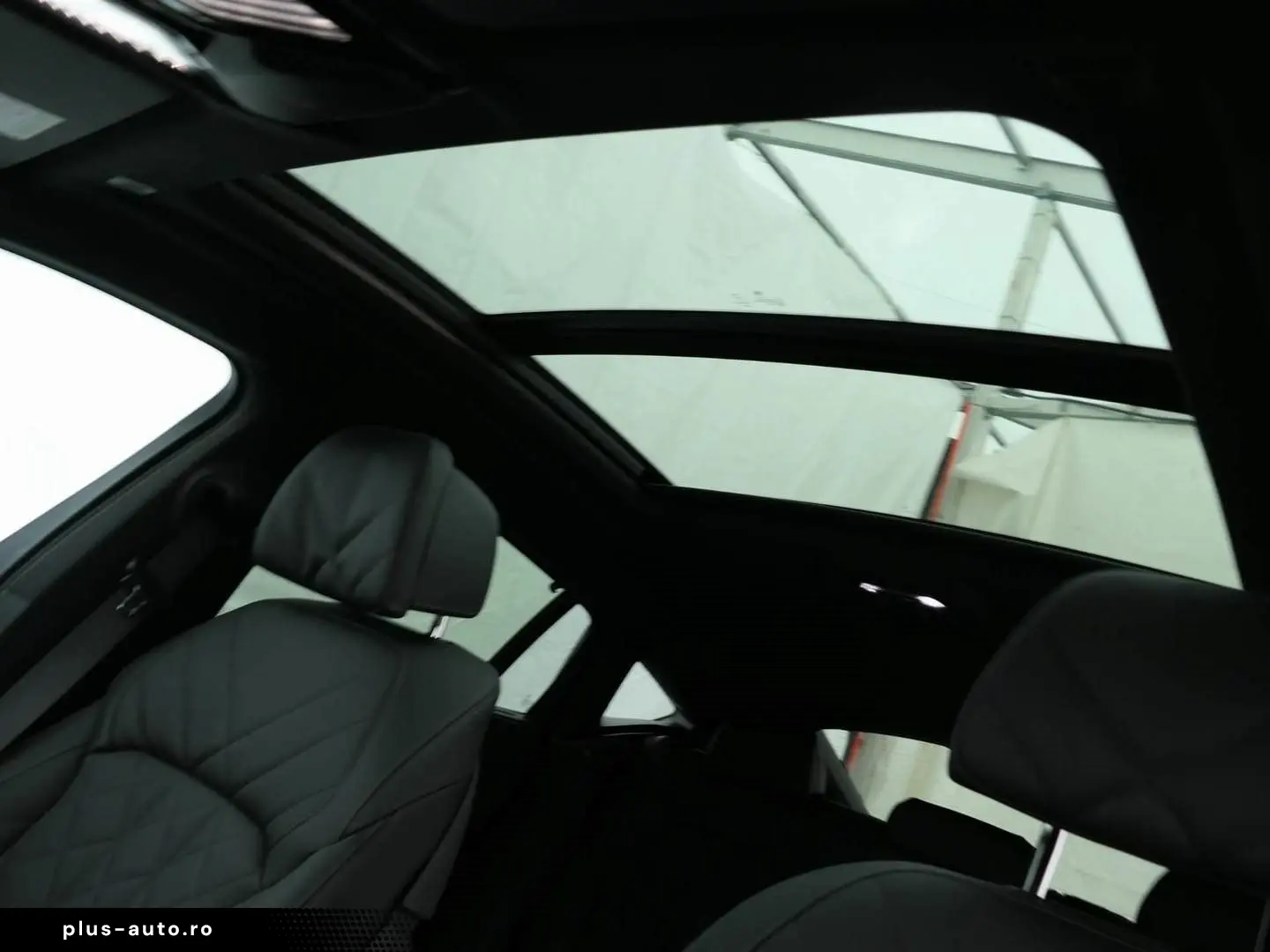 BMW X6 xDrive30d M Sport 22  PANO AHK StHzg Massage