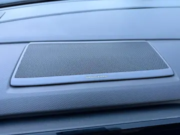 VW T7 Multivan Style lang HUD PANO H&K STNDHZNG ACC