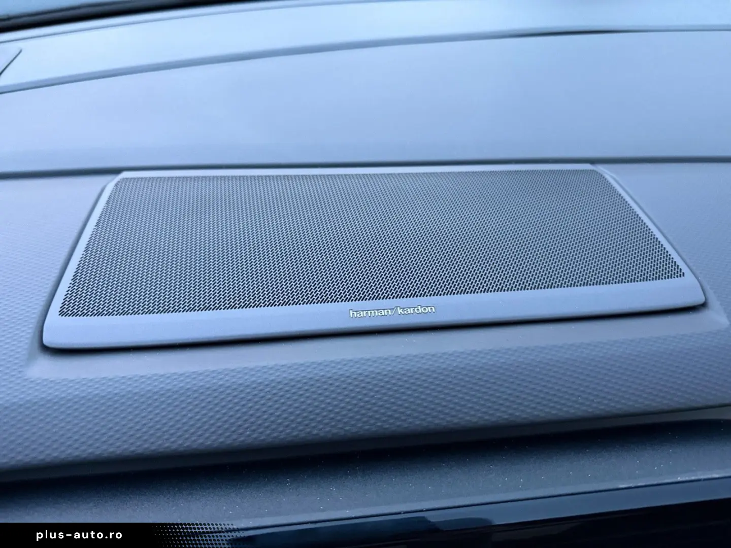 VW T7 Multivan Style lang HUD PANO H&K STNDHZNG ACC