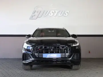 AUDI SQ8 TFSI quattro 360  PANO 4xSHZ B&O AIR AHK R22