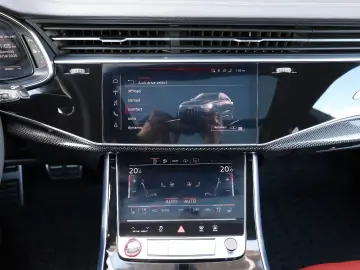 AUDI SQ8 TFSI quattro 360  PANO 4xSHZ B&O AIR AHK R22