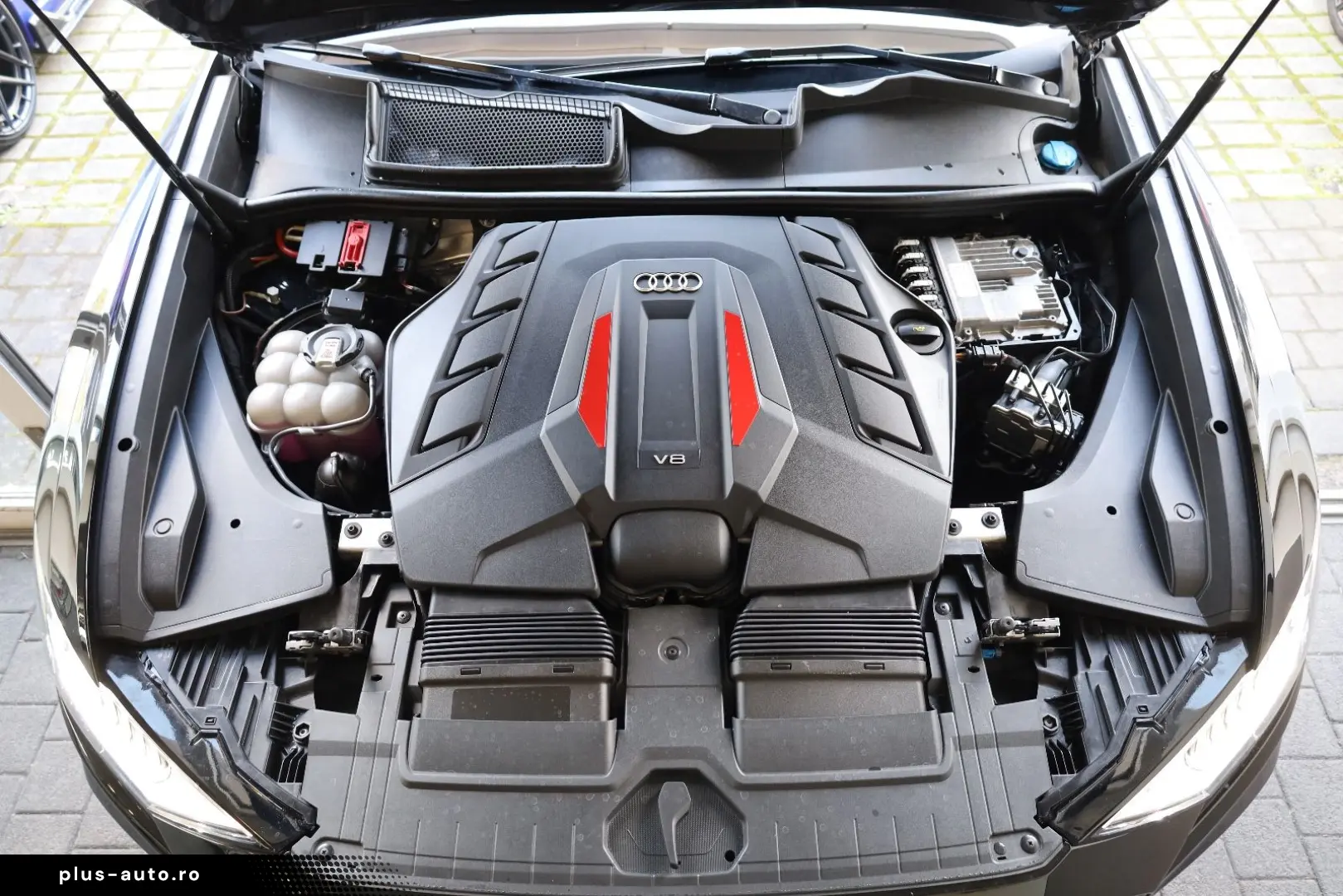 AUDI SQ8 TFSI quattro 360  PANO 4xSHZ B&O AIR AHK R22