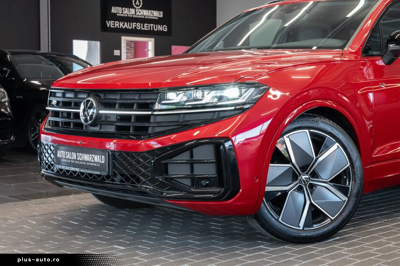 VW Touareg 3.0 TDI 4M R-LINE MATRIX PANO ACC AHK