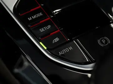 BMW X3 M Competition xDrive PANO M-AGA HEAD-UP