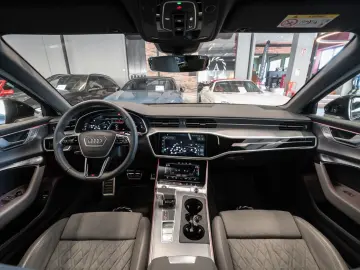 AUDI S6 Avant 3.0 TDI quattro S-SITZE PANO B&O STDHZ