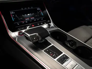 AUDI S6 Avant 3.0 TDI quattro S-SITZE PANO B&O STDHZ
