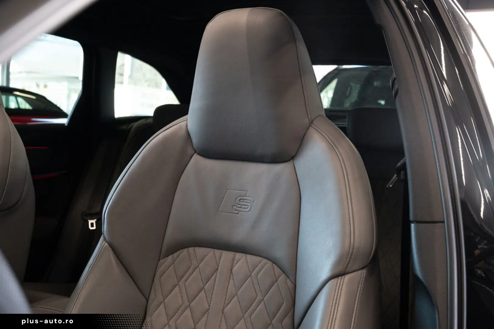 AUDI S6 Avant 3.0 TDI quattro S-SITZE PANO B&O STDHZ