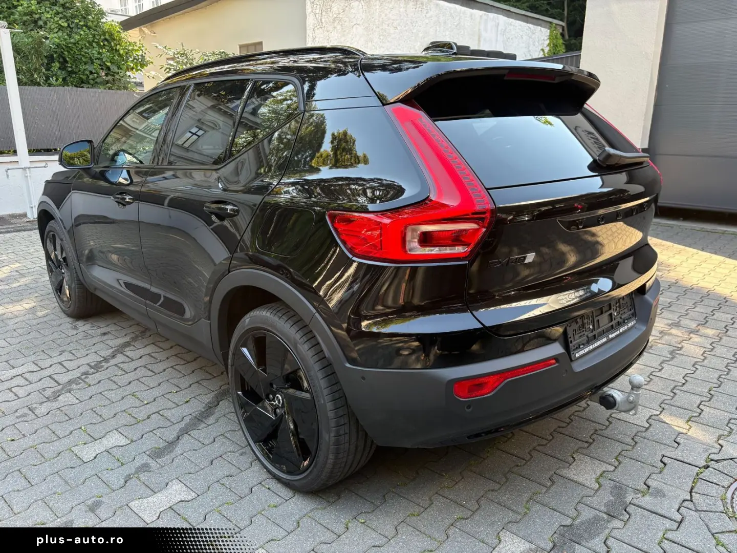 VOLVO EX40 Ultra Black Ed. TWIN Motor AHK PANO 360