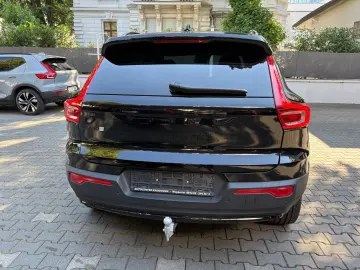 VOLVO EX40 Ultra Black Ed. TWIN Motor AHK PANO 360
