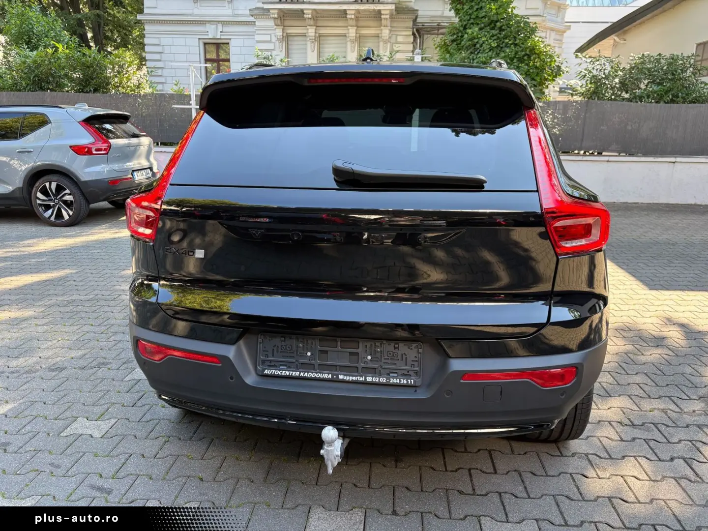 VOLVO EX40 Ultra Black Ed. TWIN Motor AHK PANO 360