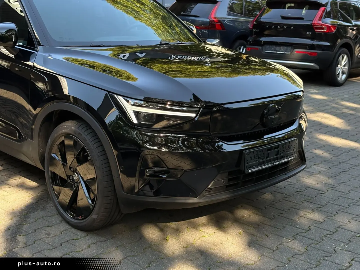 VOLVO EX40 Ultra Black Ed. TWIN Motor AHK PANO 360