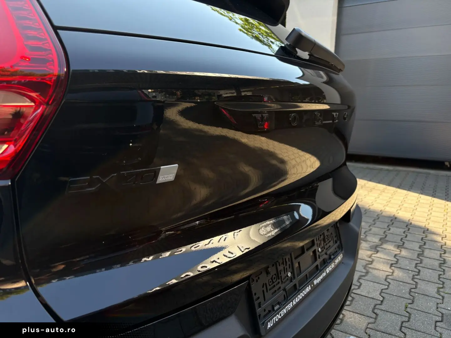 VOLVO EX40 Ultra Black Ed. TWIN Motor AHK PANO 360