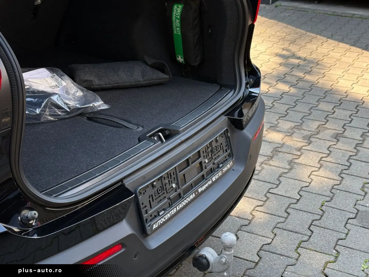 VOLVO EX40 Ultra Black Ed. TWIN Motor AHK PANO 360