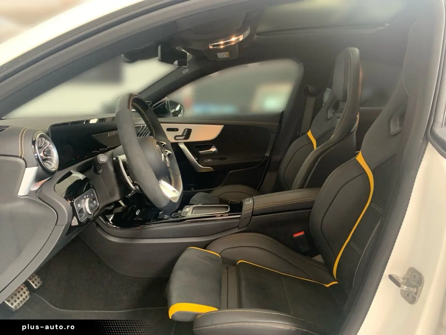 MERCEDES-BENZ AMG CLA 45 S 4M  Coupé  PERF-S MEMO PANO BURM