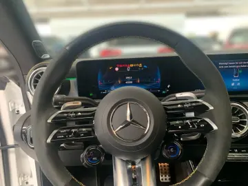 MERCEDES-BENZ AMG CLA 45 S 4M  Coupé  PERF-S MEMO PANO BURM