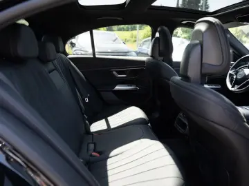 MERCEDES-BENZ E 450 d 4M DIGITAL 360 Pano Leder Totw…