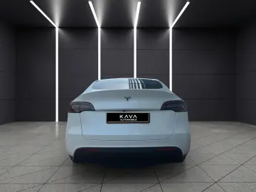 TESLA Model Y  RWD ACC Autopilot Pano Kamera Leder Dab