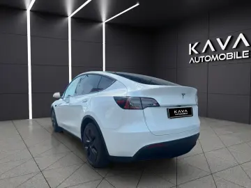 TESLA Model Y  RWD ACC Autopilot Pano Kamera Leder Dab