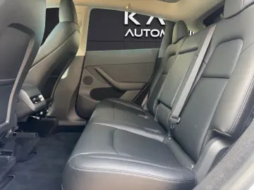 TESLA Model Y  RWD ACC Autopilot Pano Kamera Leder Dab