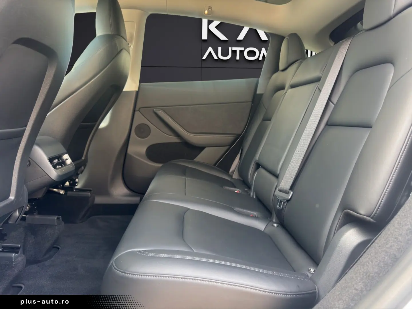TESLA Model Y  RWD ACC Autopilot Pano Kamera Leder Dab