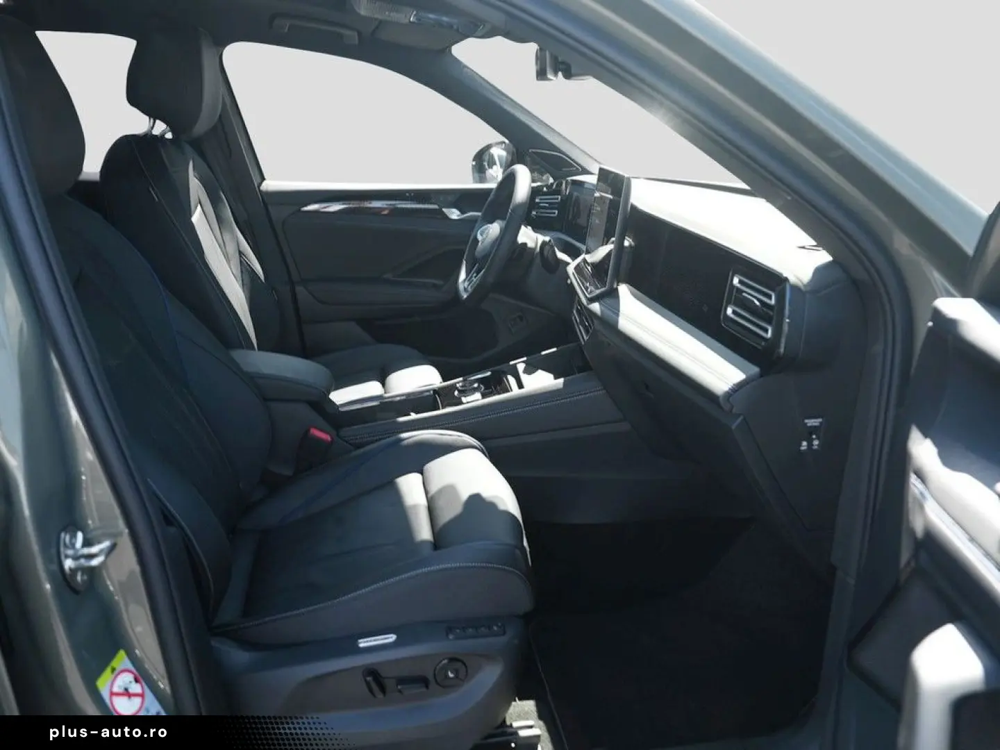VW Tiguan 2.0 TDI DSG R-Line 4Mo AHK Pano RFK Leder