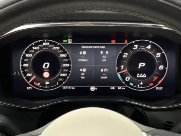 JAGUAR F-Pace SVR SVR P575 Edition 1988   394