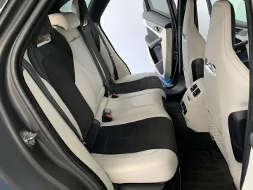 JAGUAR F-Pace SVR SVR P575 Edition 1988   394
